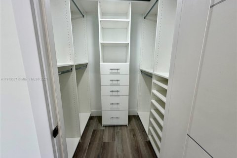 Copropriété à louer à West Palm Beach, Floride: 2 chambres, 104.05 m2 № 1968444 - photo 27