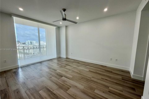 Copropriété à louer à West Palm Beach, Floride: 2 chambres, 104.05 m2 № 1968444 - photo 24
