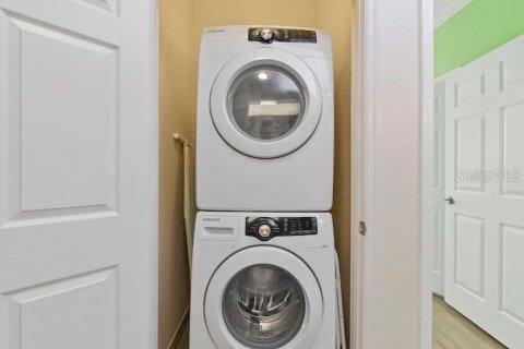 Apartamento en alquiler en Davenport, Florida, 2 dormitorios, 105.35 m2 № 2201909 - foto 16