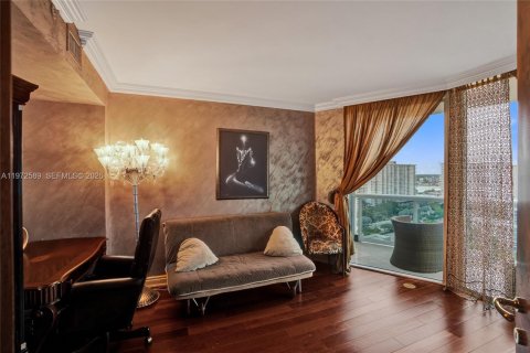 Condominio en venta en Sunny Isles Beach, Florida, 3 dormitorios, 194.17 m2 № 2032819 - foto 6