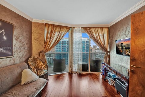 Condominio en venta en Sunny Isles Beach, Florida, 3 dormitorios, 194.17 m2 № 2032819 - foto 26