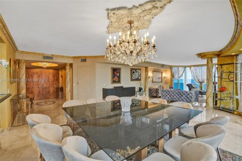 Condominio en venta en Sunny Isles Beach, Florida, 3 dormitorios, 194.17 m2 № 2032819 - foto 3