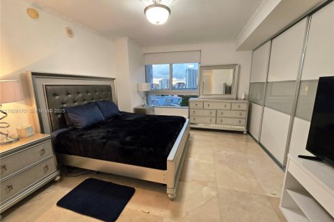 Снять в аренду кондоминиум в Майами, Флорида 1 спальня, 67.08м2, № 1989280 - фото 17