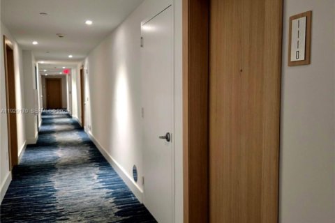 Снять в аренду кондоминиум в Майами, Флорида 1 спальня, 67.08м2, № 1989280 - фото 30