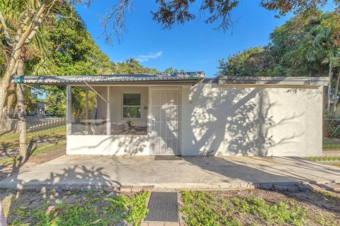 Villa ou maison à vendre à West Park, Floride: 3 chambres, 65.77 m2 № 1999043 - photo 3