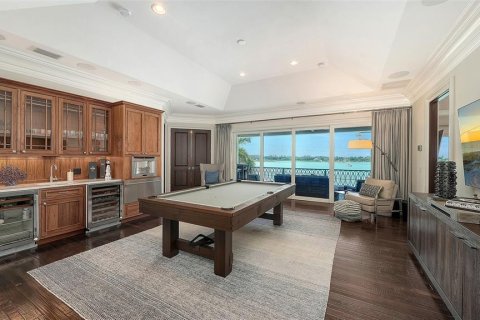 House in Sarasota, Florida 5 bedrooms, 535.02 sq.m. № 2148455 - photo 21