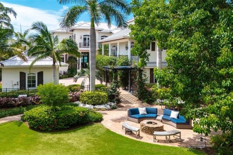 House in Sarasota, Florida 5 bedrooms, 535.02 sq.m. № 2148455 - photo 3