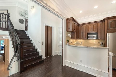 House in Sarasota, Florida 5 bedrooms, 535.02 sq.m. № 2148455 - photo 19
