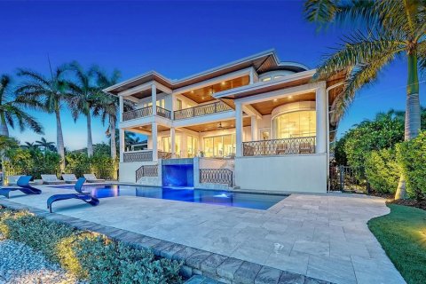House in Sarasota, Florida 5 bedrooms, 535.02 sq.m. № 2148455 - photo 5