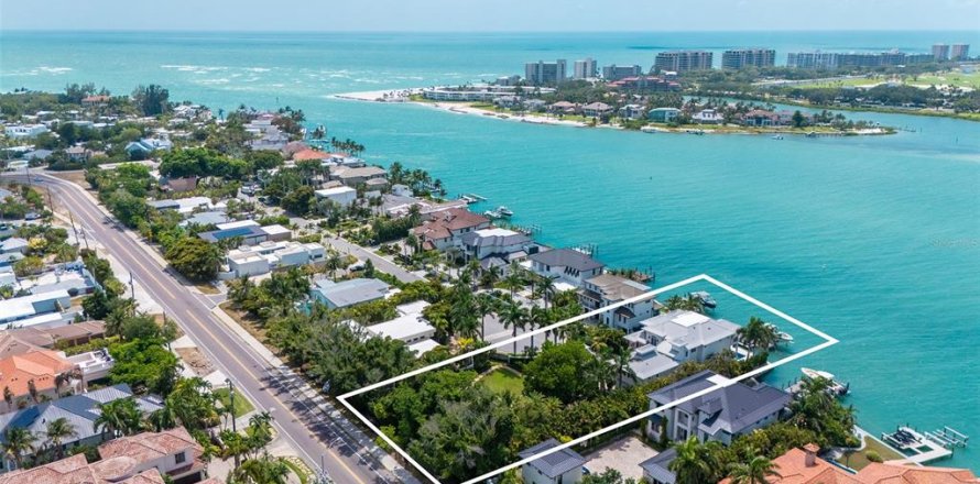 House in Sarasota, Florida 5 bedrooms, 535.02 sq.m. № 2148455