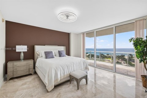Condominio en venta en Pompano Beach, Florida, 3 dormitorios, 195.84 m2 № 2070445 - foto 11