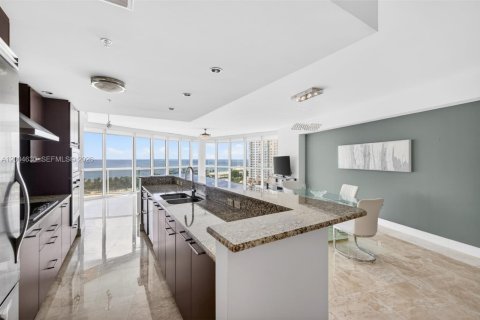 Condominio en venta en Pompano Beach, Florida, 3 dormitorios, 195.84 m2 № 2070445 - foto 8