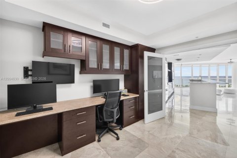 Condominio en venta en Pompano Beach, Florida, 3 dormitorios, 195.84 m2 № 2070445 - foto 22