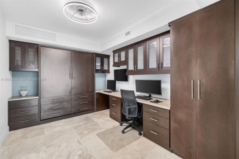 Condominio en venta en Pompano Beach, Florida, 3 dormitorios, 195.84 m2 № 2070445 - foto 21