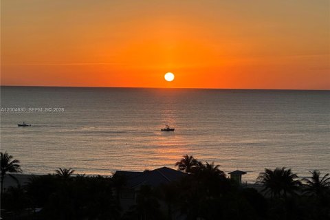 Condominio en venta en Pompano Beach, Florida, 3 dormitorios, 195.84 m2 № 2070445 - foto 26