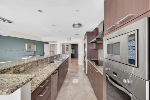 Condominio en venta en Pompano Beach, Florida, 3 dormitorios, 195.84 m2 № 2070445 - foto 6