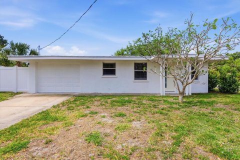 Propiedad comercial en venta en Bradenton, Florida, 6 dormitorios, 210.42 m2 № 2108020 - foto 19