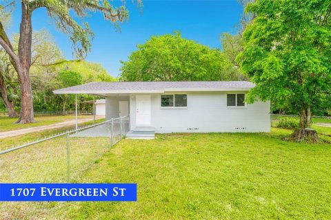 House in Ormond Beach, Florida 5 bedrooms, 202.53 sq.m. № 1849837 - photo 21