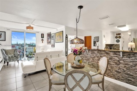 Condo à Miami, Floride, 2 chambres № 2080321