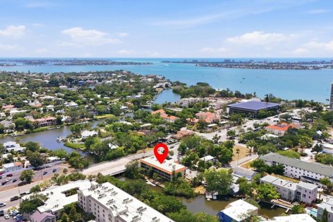 Condominio en venta en Sarasota, Florida, 2 dormitorios, 87.33 m2 № 2137226 - foto 5