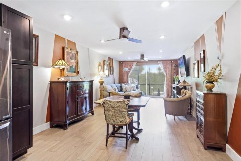 Condominio en venta en Sarasota, Florida, 2 dormitorios, 87.33 m2 № 2137226 - foto 14