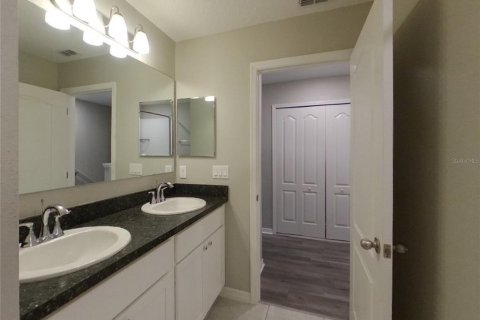 Casa en alquiler en Kissimmee, Florida, 4 dormitorios, 176.89 m2 № 1907170 - foto 11