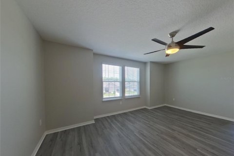 Casa en alquiler en Kissimmee, Florida, 4 dormitorios, 176.89 m2 № 1907170 - foto 7