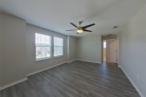 Casa en alquiler en Kissimmee, Florida, 4 dormitorios, 176.89 m2 № 1907170 - foto 6