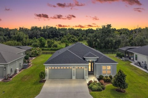 Villa ou maison à The Villages, Floride 3 chambres, 178 m2 № 2389331