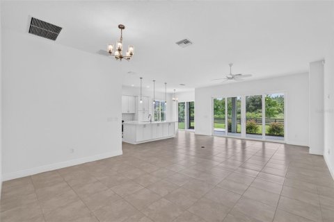 Villa ou maison à vendre à The Villages, Floride: 3 chambres, 178 m2 № 2389331 - photo 17
