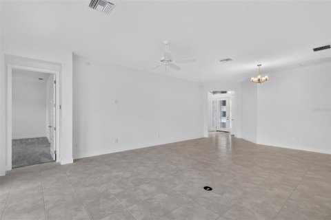 Villa ou maison à vendre à The Villages, Floride: 3 chambres, 178 m2 № 2389331 - photo 21