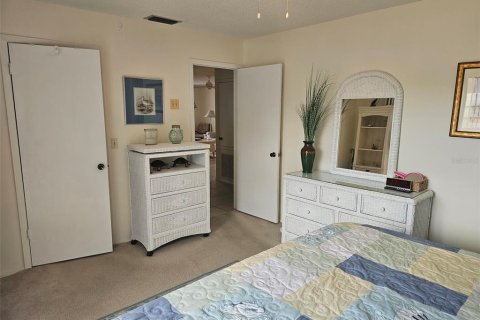 House in Bradenton, Florida 2 bedrooms, 96.99 sq.m. № 1901147 - photo 14