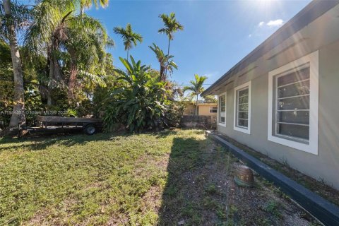 Villa ou maison à vendre à Miami, Floride: 3 chambres, 161 m2 № 1973855 - photo 11
