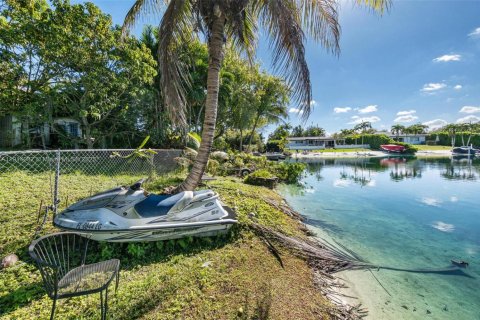 Villa ou maison à vendre à Miami, Floride: 3 chambres, 161 m2 № 1973855 - photo 3