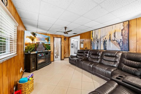 Casa en venta en Fort Lauderdale, Florida, 3 dormitorios, 142.14 m2 № 2273914 - foto 16