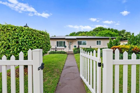 Casa en venta en Fort Lauderdale, Florida, 3 dormitorios, 142.14 m2 № 2273914 - foto 21