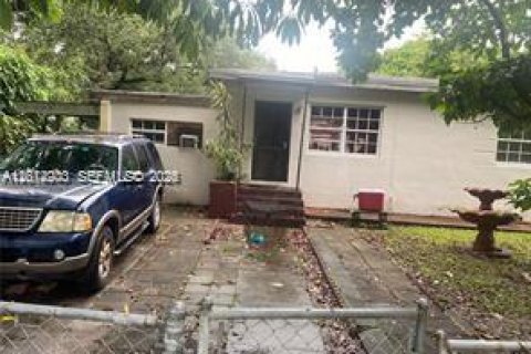 Villa ou maison à Miami, Floride 3 chambres, 113.34 m2 № 2076217
