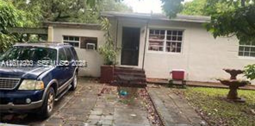 Villa ou maison à Miami, Floride 3 chambres, 113.34 m2 № 2076217
