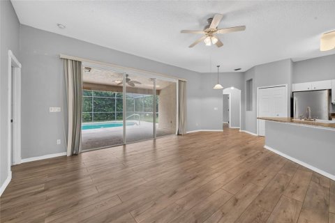 House in Ormond Beach, Florida 3 bedrooms, 158.4 sq.m. № 2258309 - photo 8