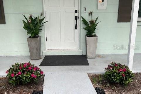 Villa ou maison à louer à Saint Petersburg, Floride: 3 chambres, 106.09 m2 № 2167474 - photo 2