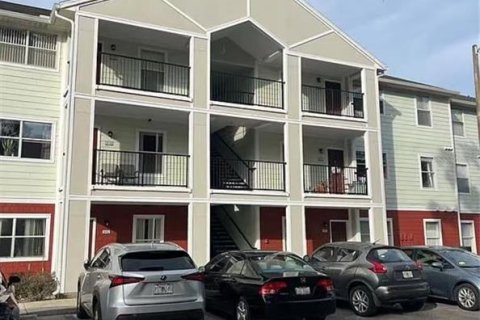 Condominio en alquiler en Gainesville, Florida, 2 dormitorios, 82.5 m2 № 1833631 - foto 1