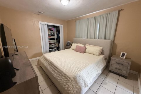 Купить виллу или дом в Майами, Флорида 5 спален, 138.61м2, № 1738769 - фото 6