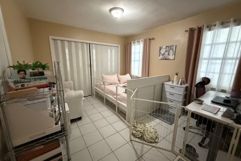 Купить виллу или дом в Майами, Флорида 5 спален, 138.61м2, № 1738769 - фото 10