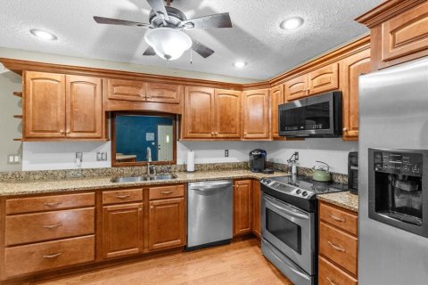 Villa ou maison à vendre à Homosassa, Floride: 3 chambres, 192.03 m2 № 1917309 - photo 10