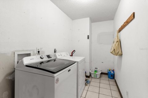 Villa ou maison à vendre à Homosassa, Floride: 3 chambres, 192.03 m2 № 1917309 - photo 25