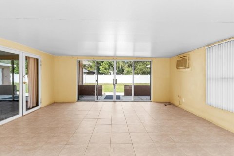 Villa ou maison à vendre à Homosassa, Floride: 3 chambres, 192.03 m2 № 1917309 - photo 28