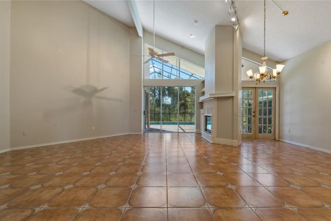 House in Tarpon Springs, Florida 2 bedrooms, 227.52 sq.m. № 1848040 - photo 6