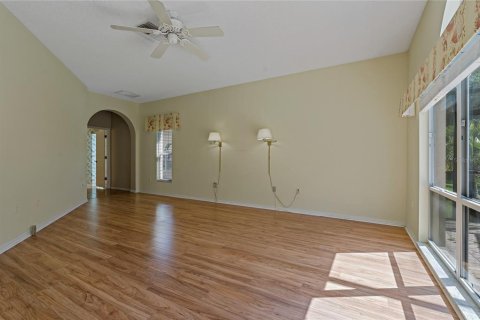 House in Tarpon Springs, Florida 2 bedrooms, 227.52 sq.m. № 1848040 - photo 17