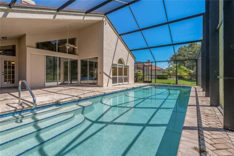 House in Tarpon Springs, Florida 2 bedrooms, 227.52 sq.m. № 1848040 - photo 3