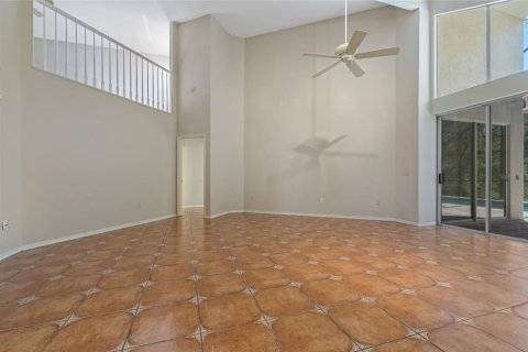 House in Tarpon Springs, Florida 2 bedrooms, 227.52 sq.m. № 1848040 - photo 8